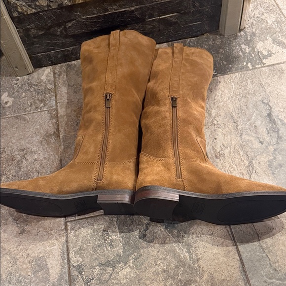 Brown Suede Heeled Boots - Picture 8 of 10